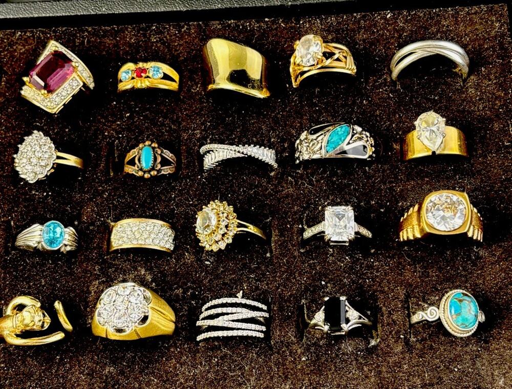 VTG Lot 20 Costume Jewelry Rings Gems 1-925 1-SC 2-Avon Gemstones Few are Men’s